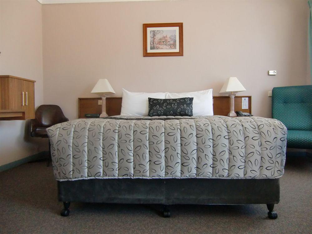 Bairnsdale Kansas City Motel Bagian luar foto